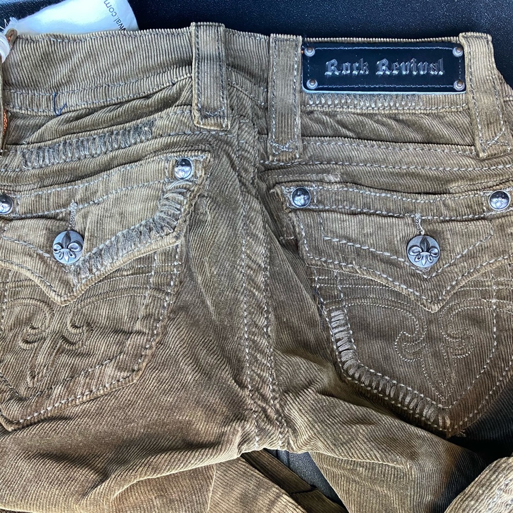 Olive green corduroy size 23 rock revival jeans